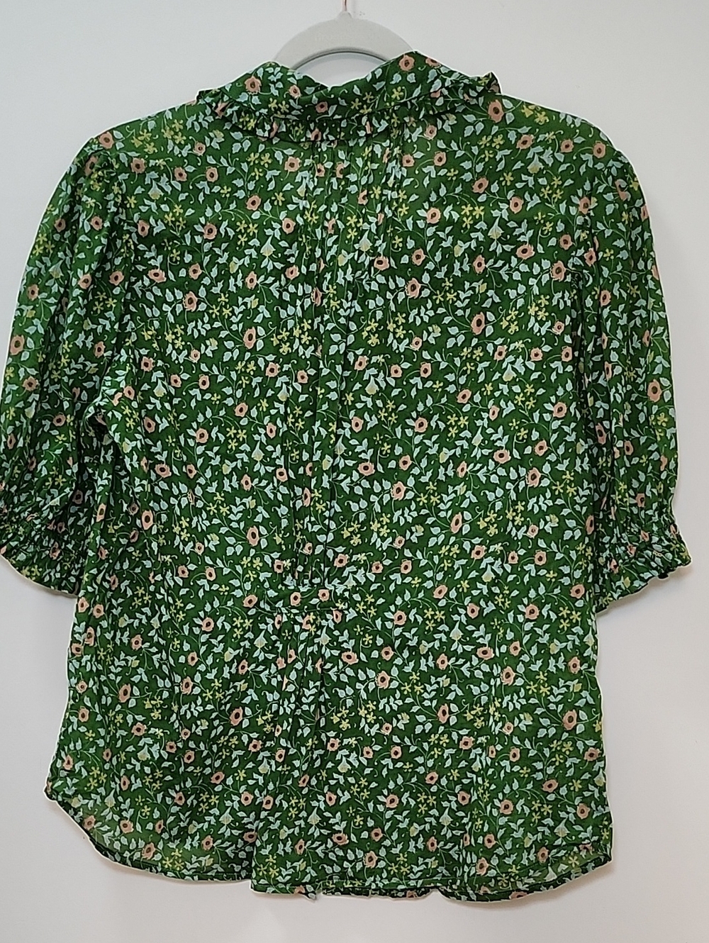 Anthropologie Trovata Romantic Green Floral Pintuck Button-Down Blouse Size L - Picture 9 of 16